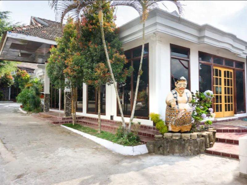 Reddoorz At Pujon Malang Ξενοδοχείο Batu  Εξωτερικό φωτογραφία