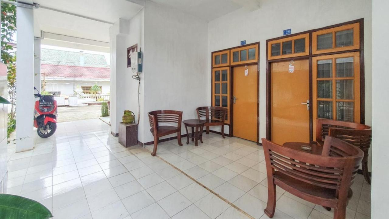 Reddoorz At Pujon Malang Ξενοδοχείο Batu  Εξωτερικό φωτογραφία