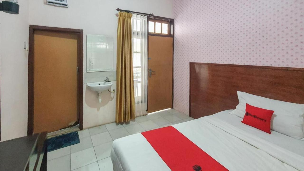 Reddoorz At Pujon Malang Ξενοδοχείο Batu  Εξωτερικό φωτογραφία