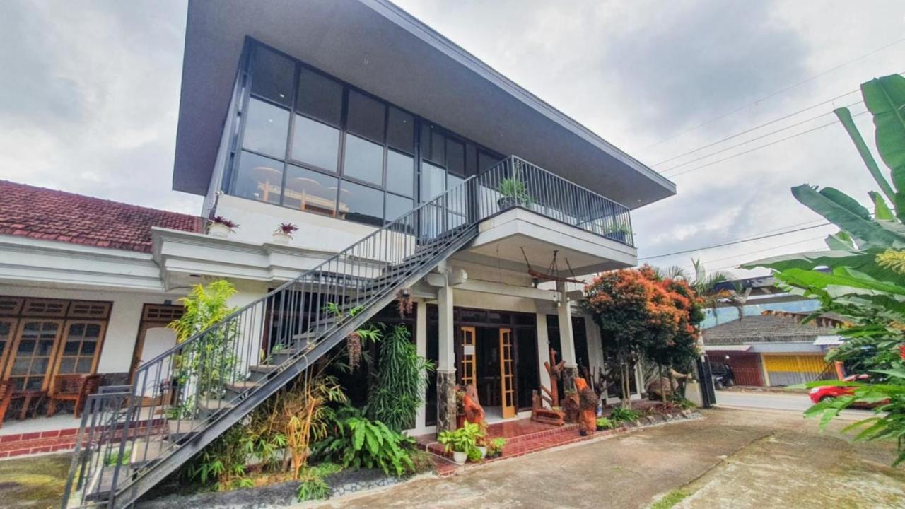 Reddoorz At Pujon Malang Ξενοδοχείο Batu  Εξωτερικό φωτογραφία